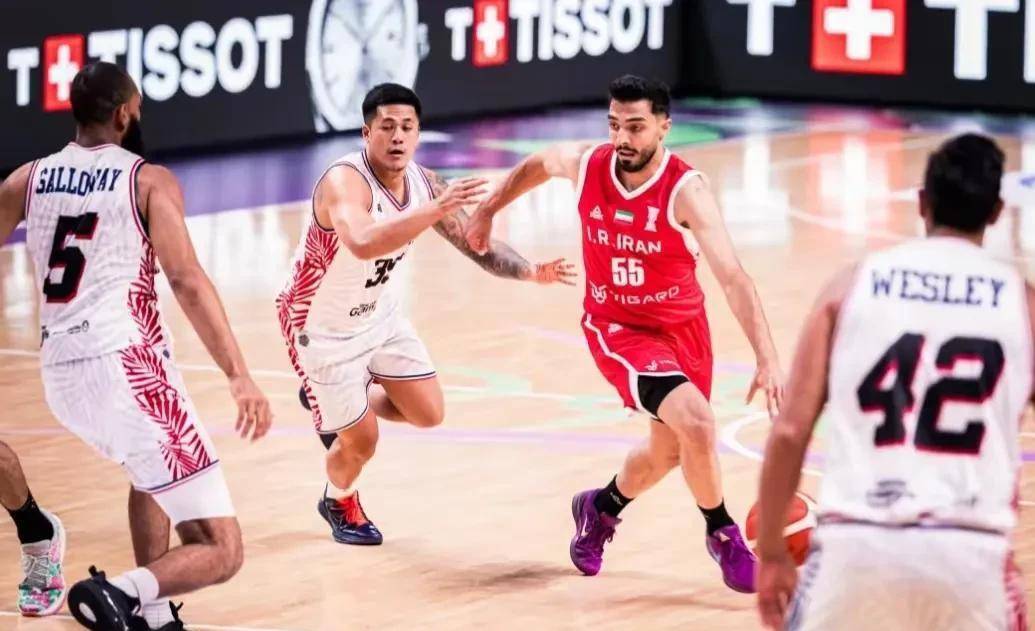 关于今晚体能课后，深圳男篮更衣室发声备战欧超杯，目标明确，控场能力受关注的信息