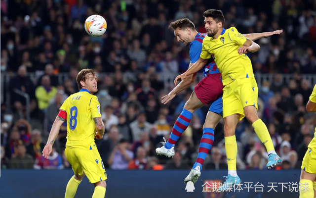 九游体育app-集结日拉齐奥备战西甲，防线松动细节曝光，质疑声仍在，轮换策略成焦点